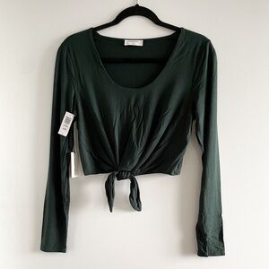 Babaton  NWT Jeronimo Top (Scarab Green)